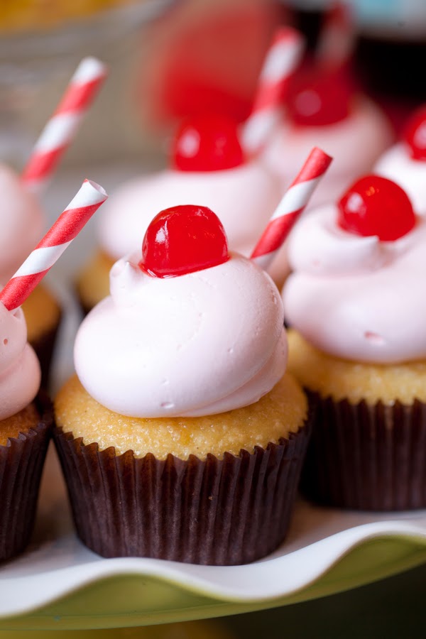 1950s themed cupcakes 1950s themed cupcakes